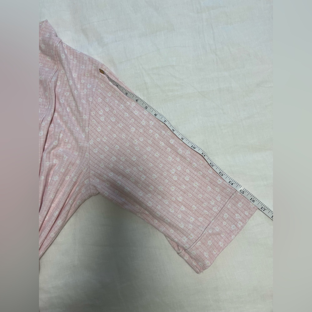 Jaclyn Intimates Pink Floral Ruffle Daisy Robe - Picture 5 of 9
